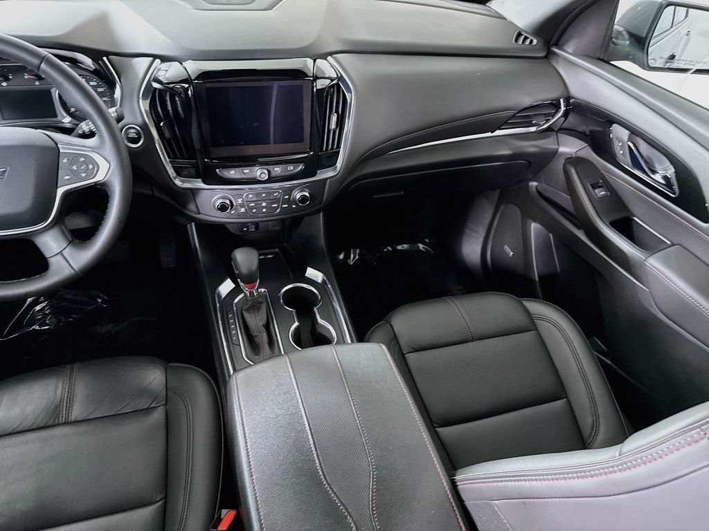 Used 2023 Chevrolet Traverse RS AWD/4WD image 28