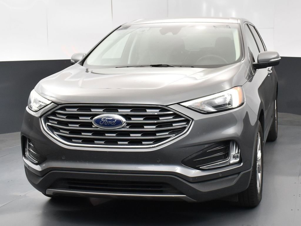 Used 2024 Ford Edge Titanium image 3