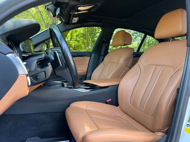 Used 2019 BMW 540i w/ Convenience Package RWD image 13