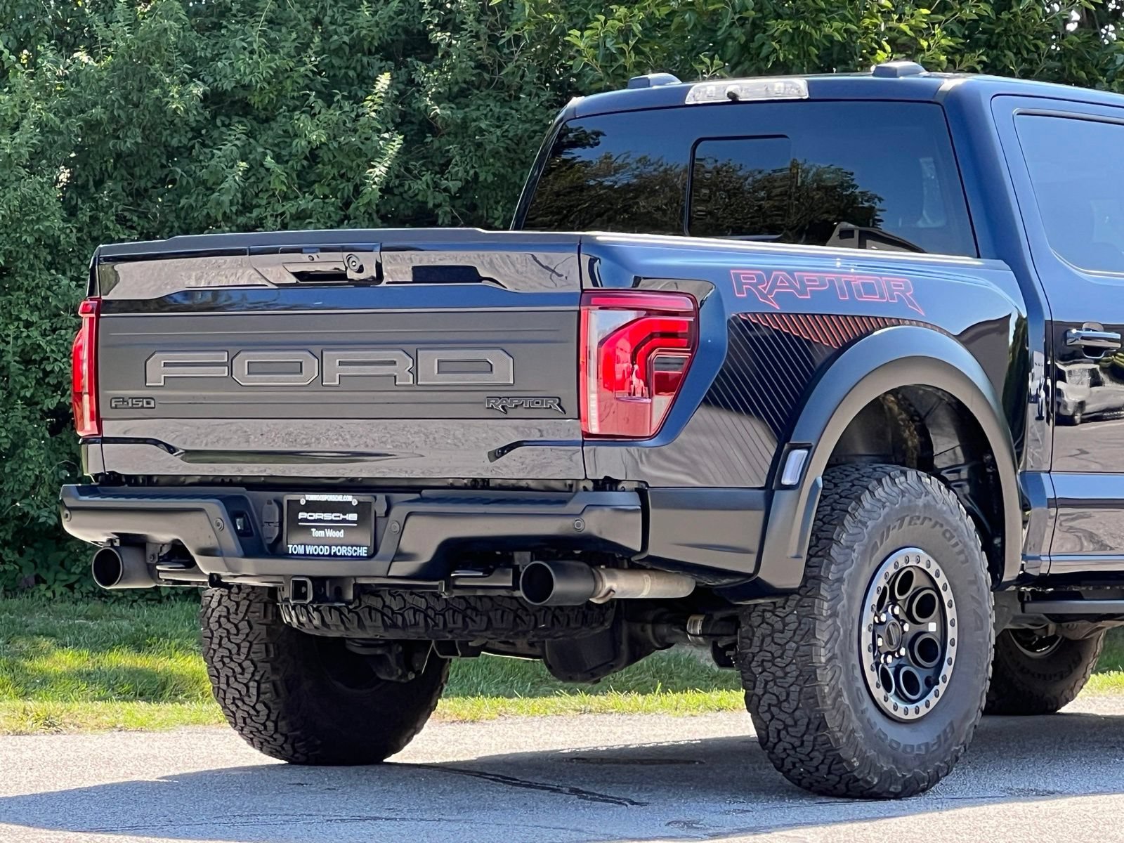 Used 2025 Ford F150 Raptor AWD/4WD image 10