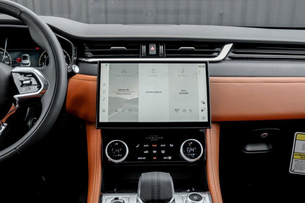 New 2026 Jaguar F-PACE R-Dynamic S image 18