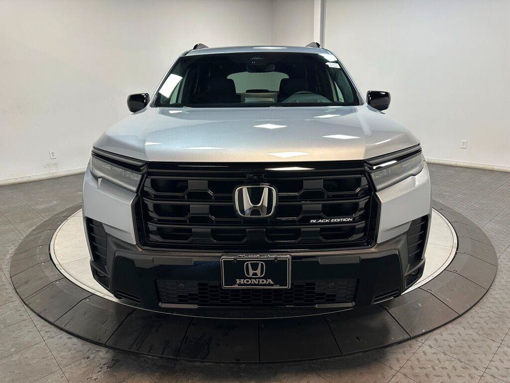 New 2026 Honda Pilot Black Edition image 3