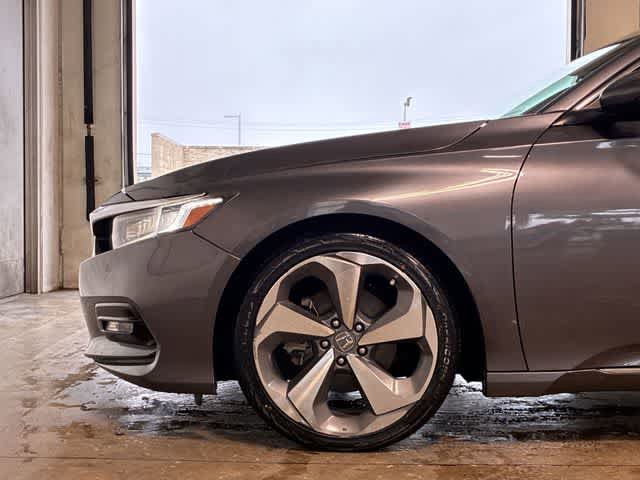 Used 2018 Honda Accord Touring image 14