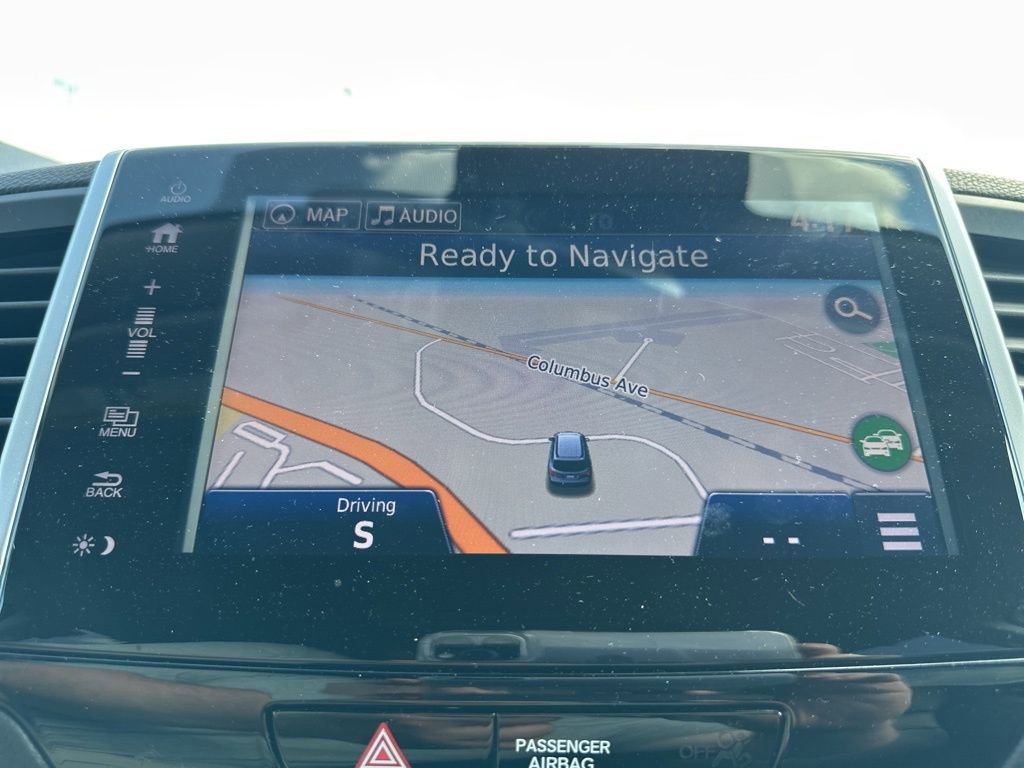 Used 2017 Honda Pilot Elite image 23