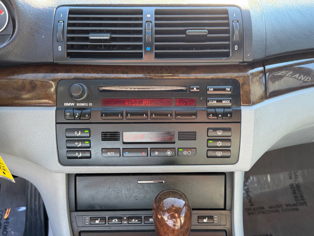 Used 2003 BMW 330Ci Convertible image 15