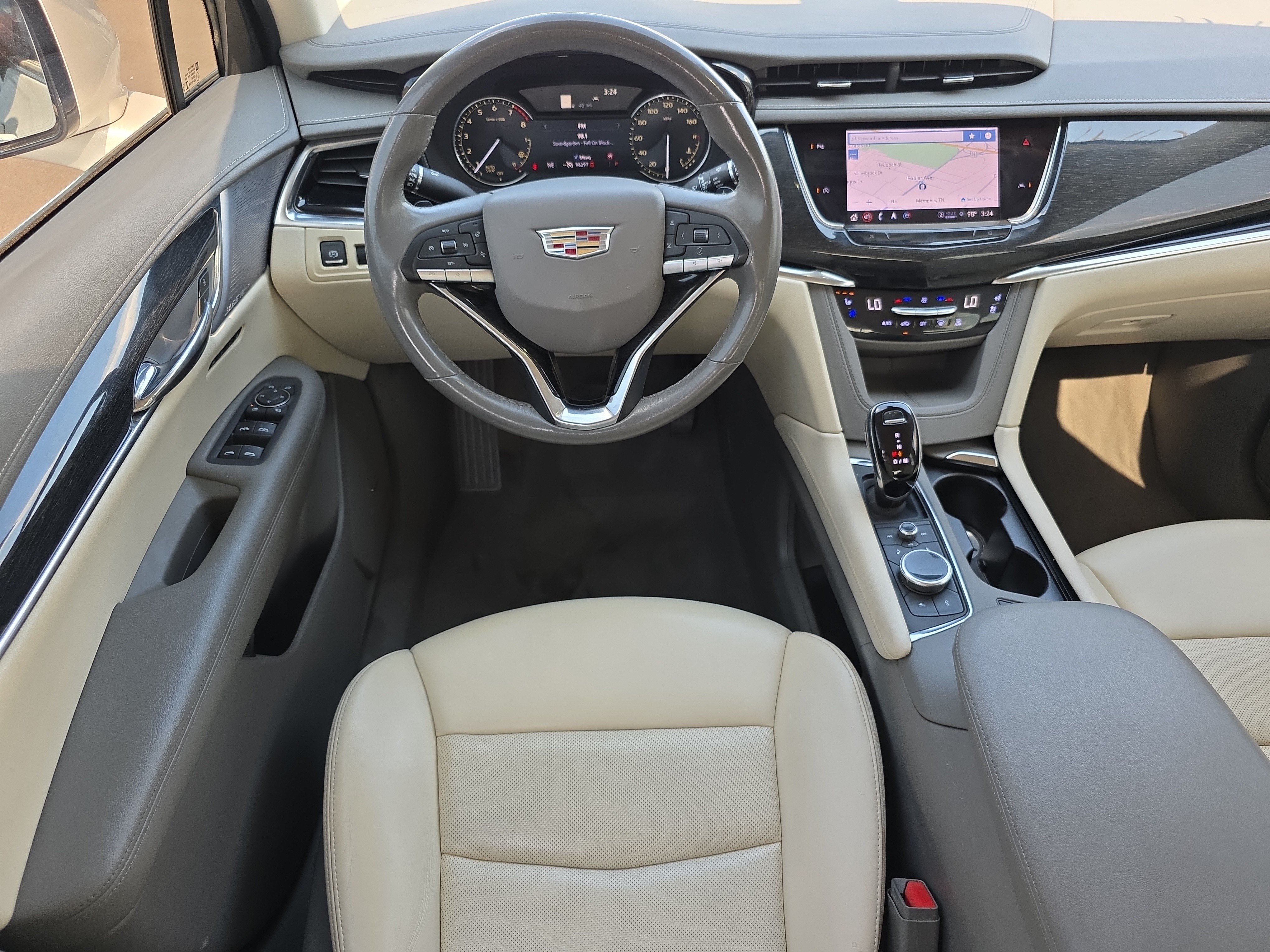 Used 2023 Cadillac XT6 Premium Luxury FWD image 13