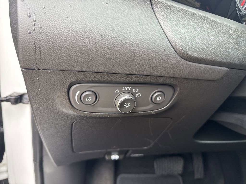 Certified 2022 Buick Encore GX Preferred image 17