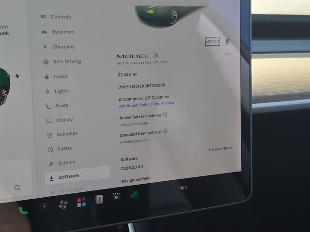 Used 2019 Tesla Model 3 Standard Range Plus RWD image 9