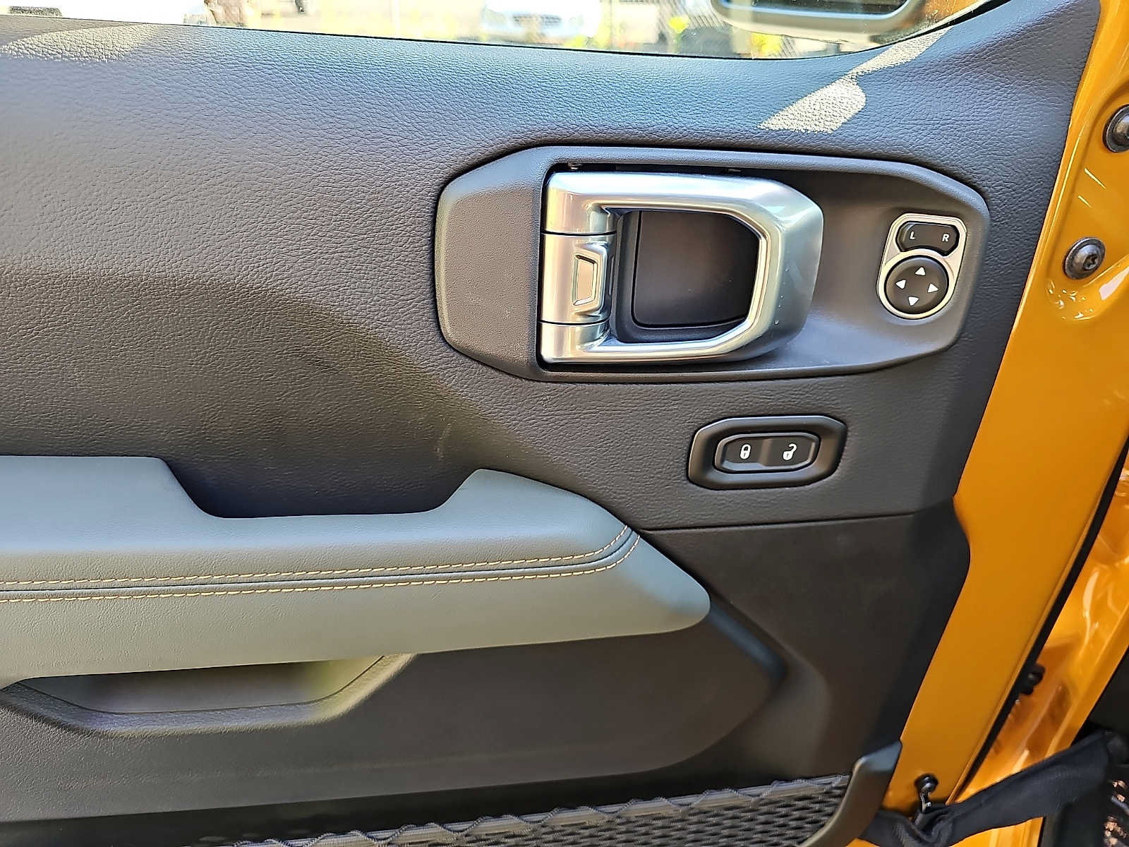 New 2026 Jeep Gladiator Mojave AWD/4WD image 8