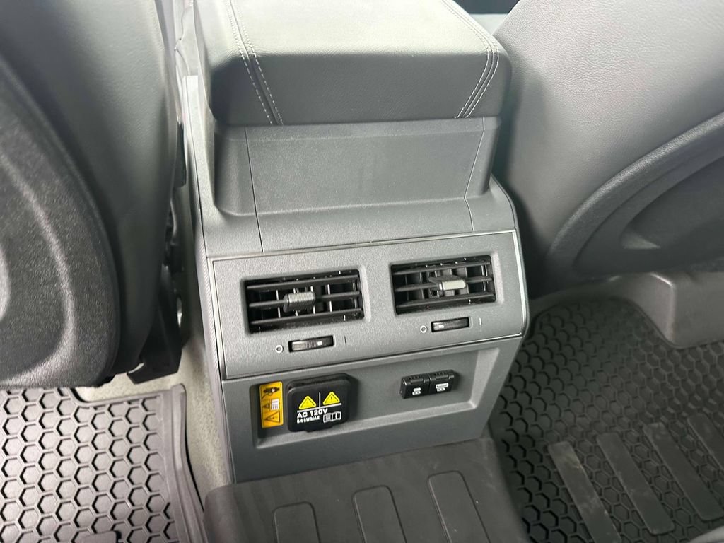 New 2025 INEOS Grenadier Trailmaster Edition AWD/4WD image 11