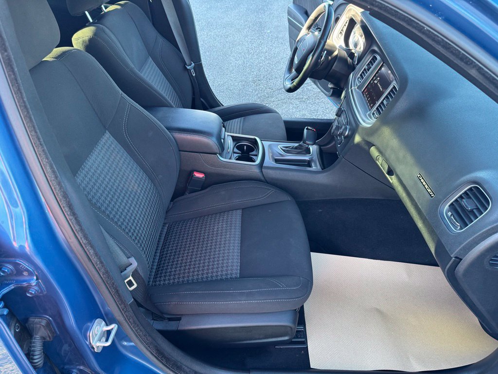 Used 2022 Dodge Charger SXT w/ Cold Weather Package AWD/4WD image 19