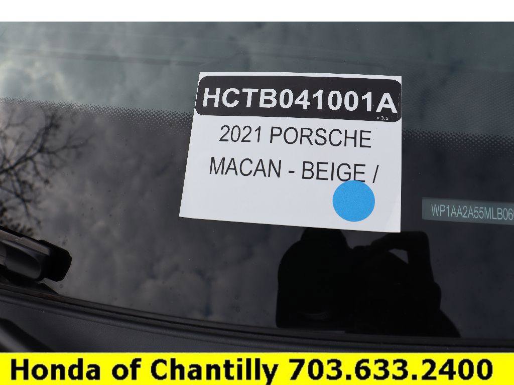 Used 2021 Porsche Macan image 36