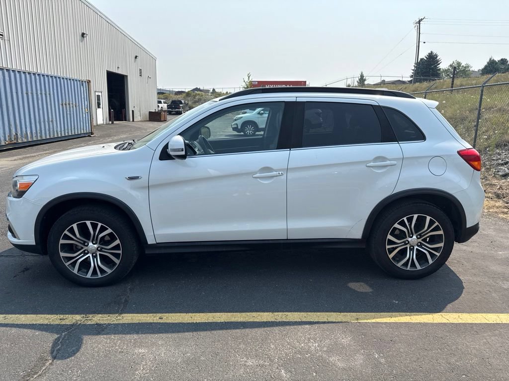 Used 2017 Mitsubishi Outlander Sport SEL AWD/4WD image 4