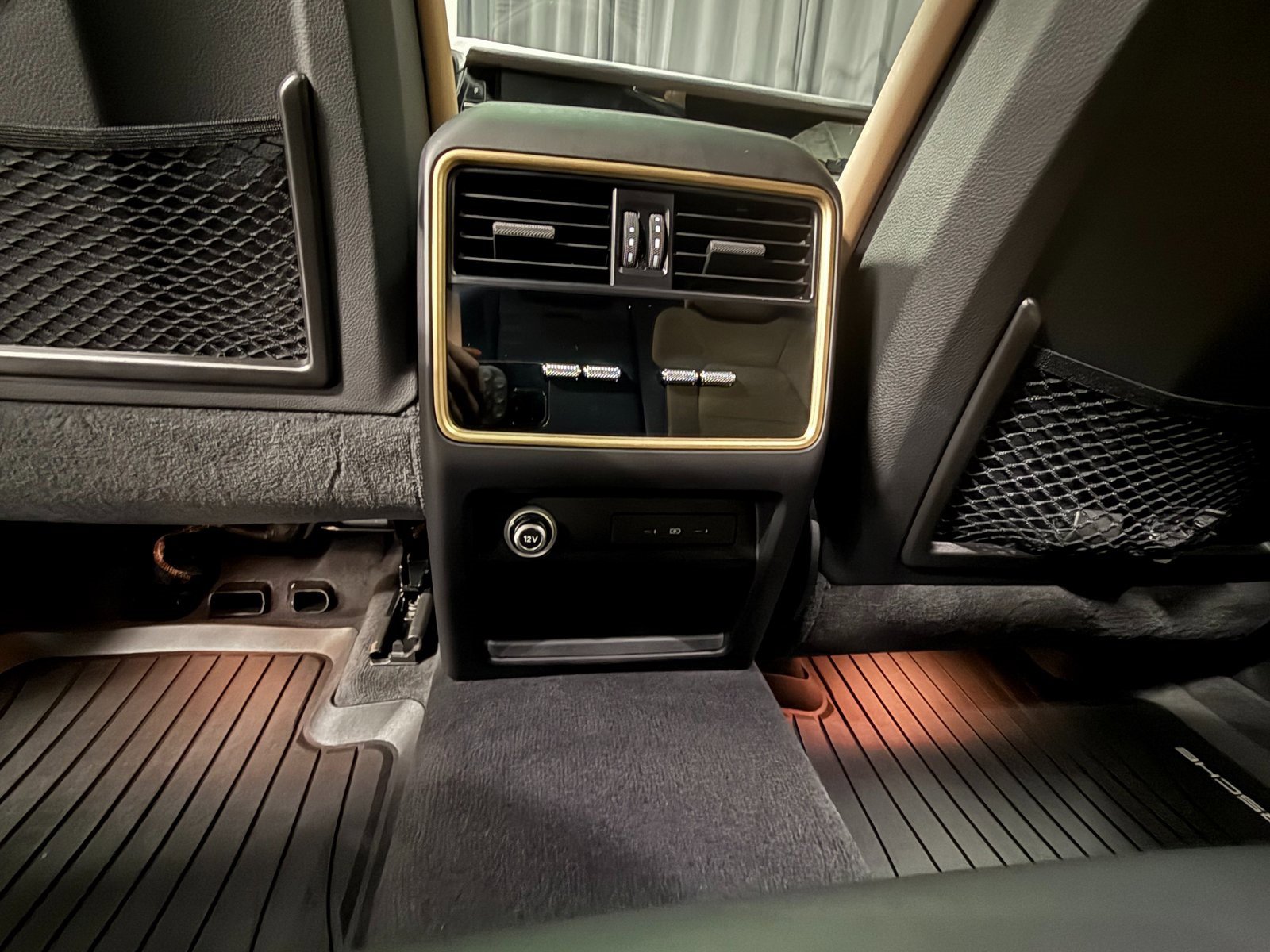 Certified 2025 Porsche Cayenne image 14