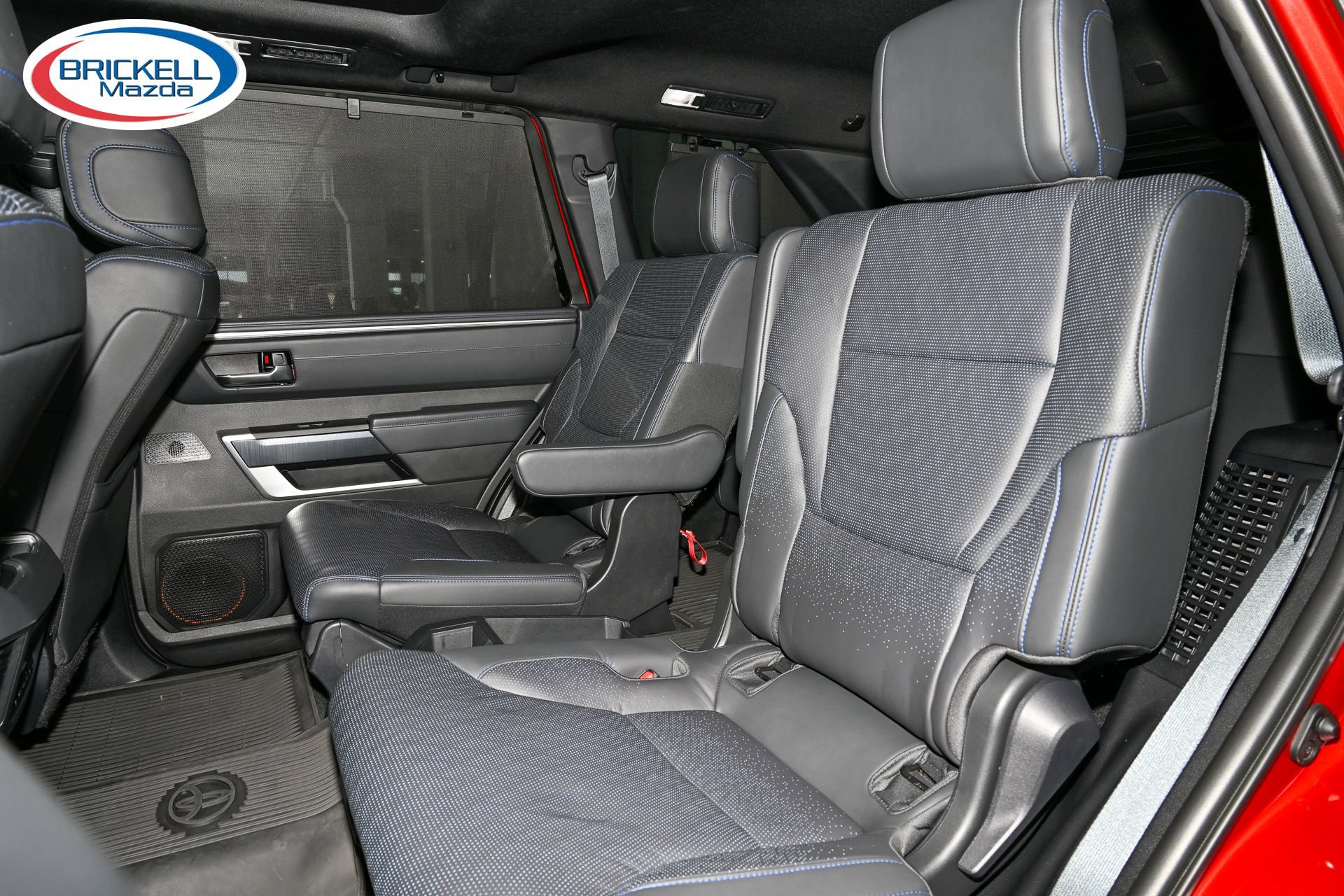 Used 2024 Toyota Sequoia Platinum AWD/4WD image 7