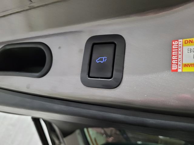 Used 2016 Toyota Highlander XLE image 53