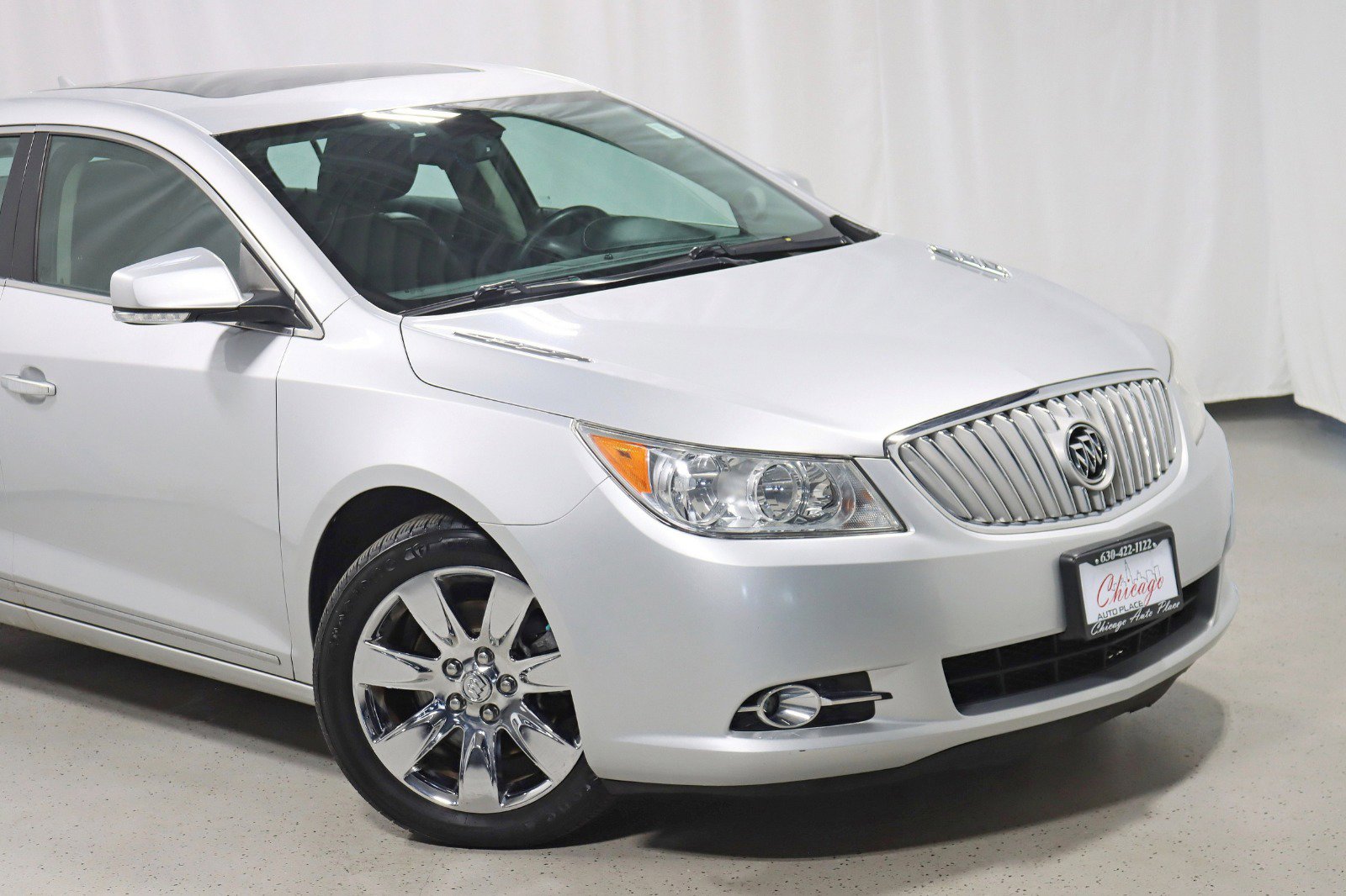 Used 2012 Buick LaCrosse Premium image 2
