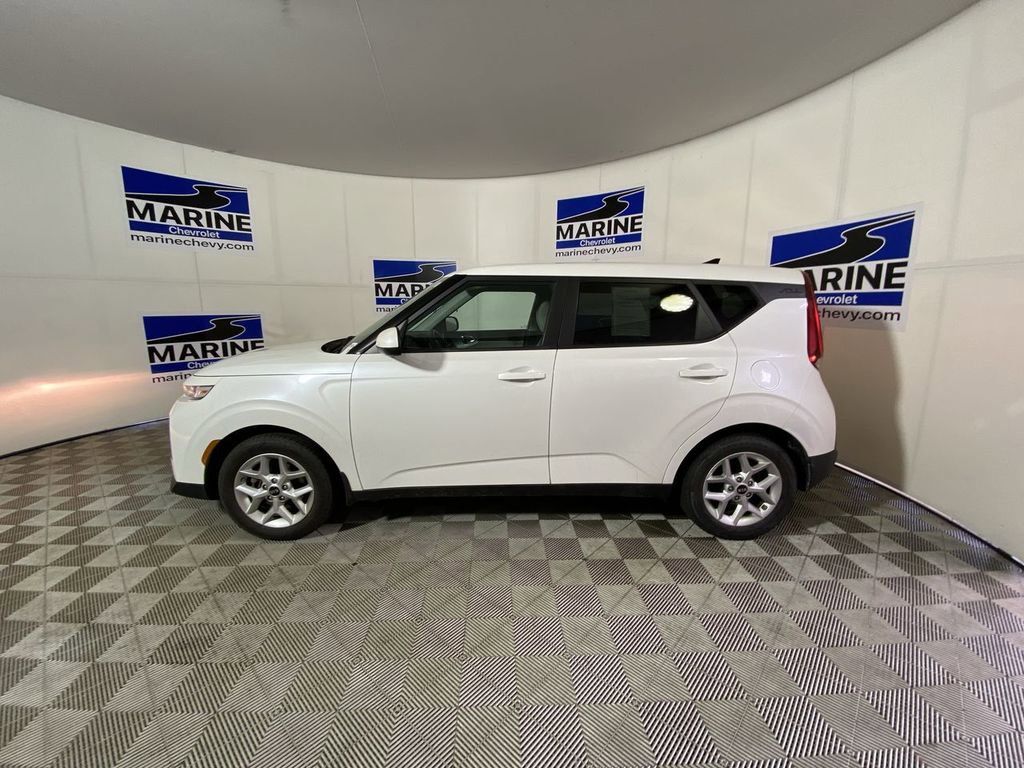 Used 2021 Kia Soul S FWD image 13