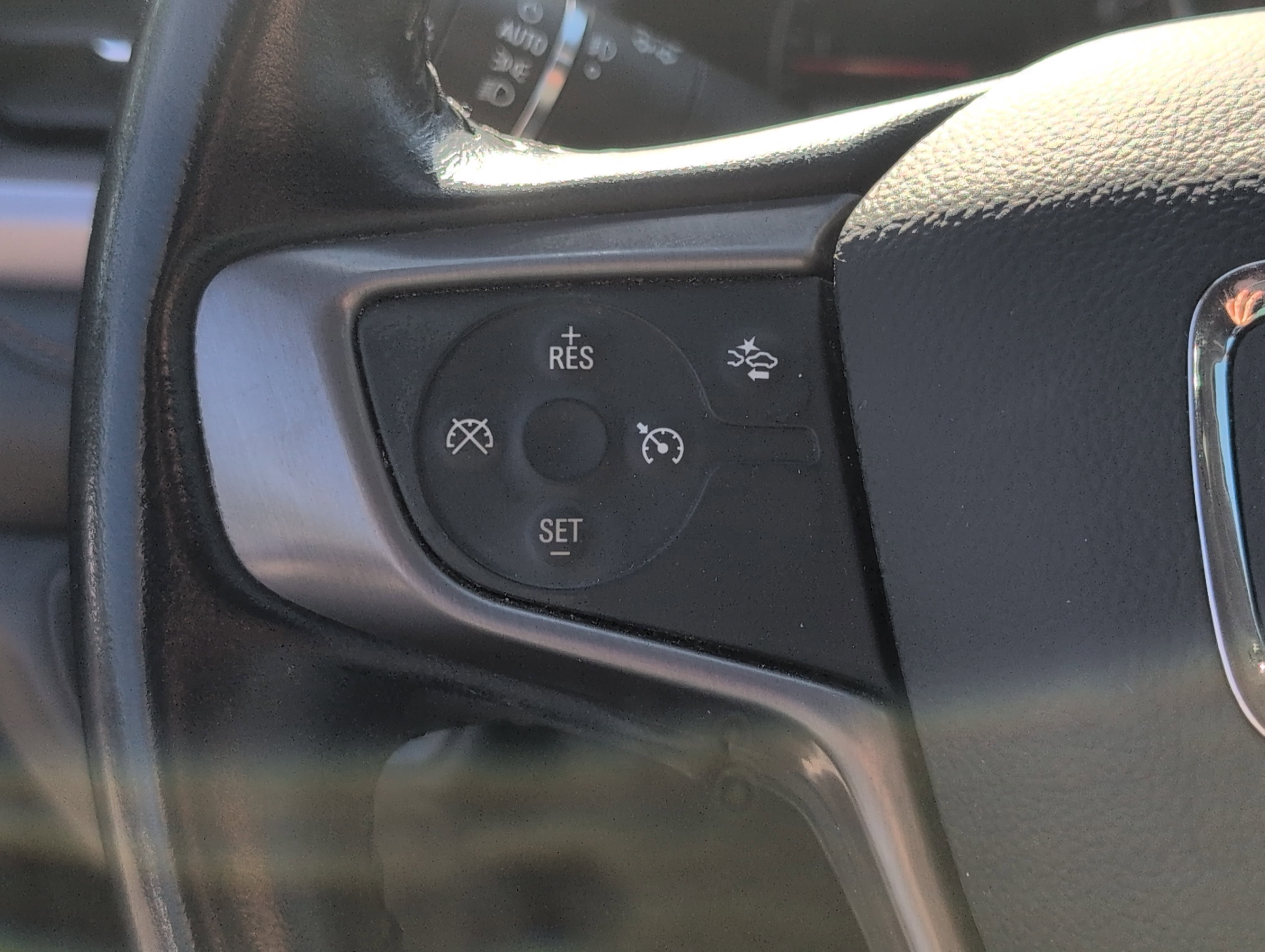 Used 2022 GMC Acadia AT4 image 21