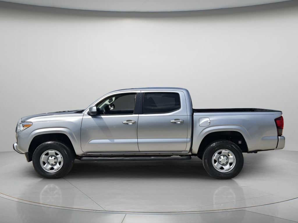 Used 2022 Toyota Tacoma SR w/ SR Convenience Package RWD image 4