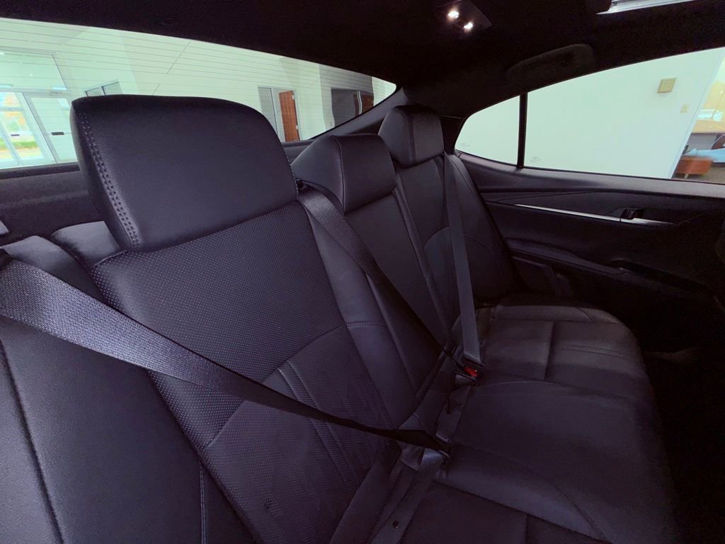 Used 2025 Toyota Camry XSE image 15