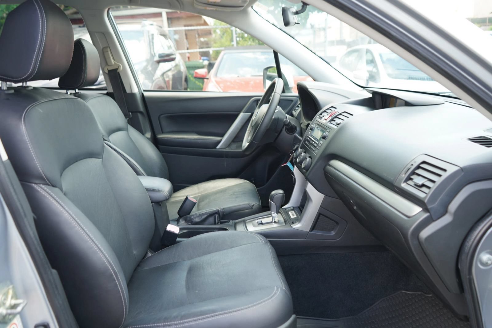 Used 2014 Subaru Forester 2.5i Limited AWD/4WD image 23