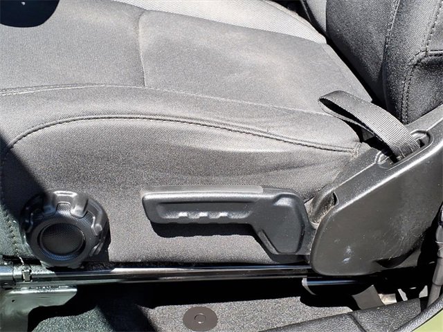 Certified 2022 Jeep Gladiator Willys image 18