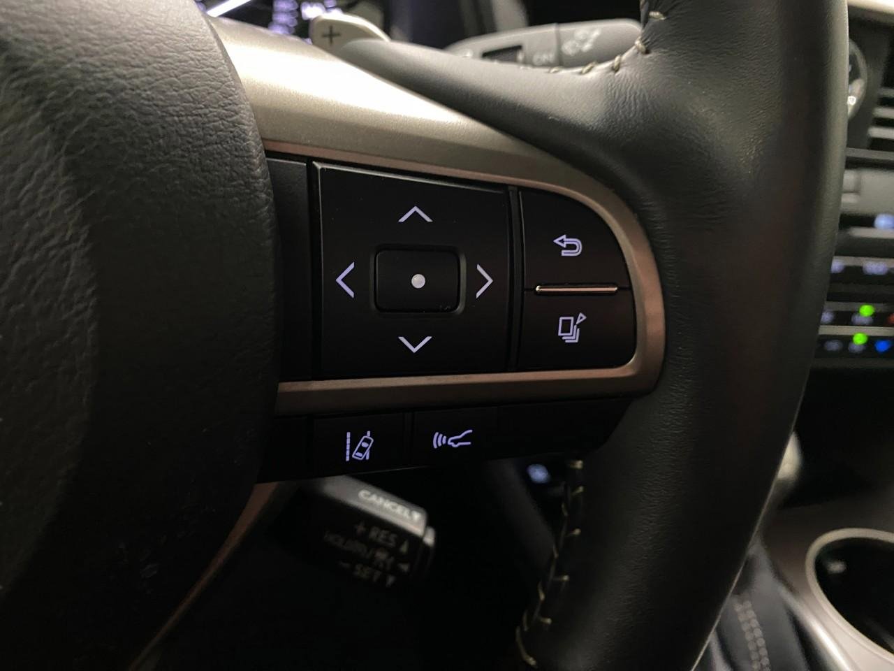 Certified 2022 Lexus RX 350 AWD w/ Premium Package image 18