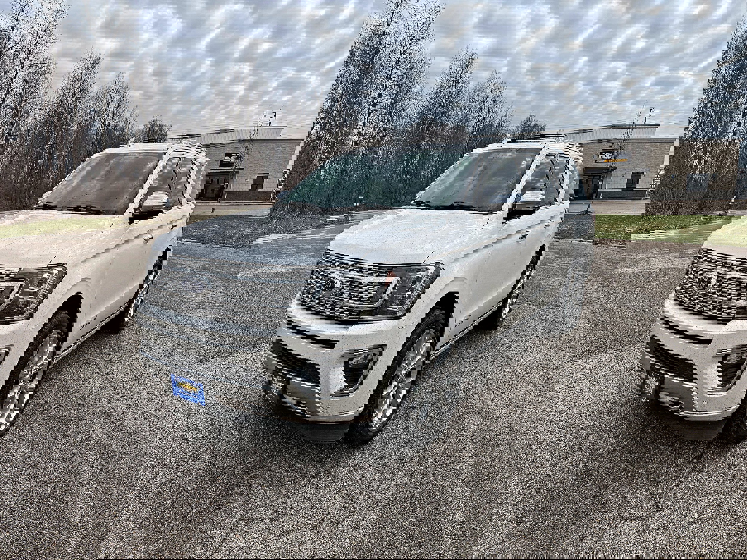 Used 2019 Ford Expedition Platinum image 5