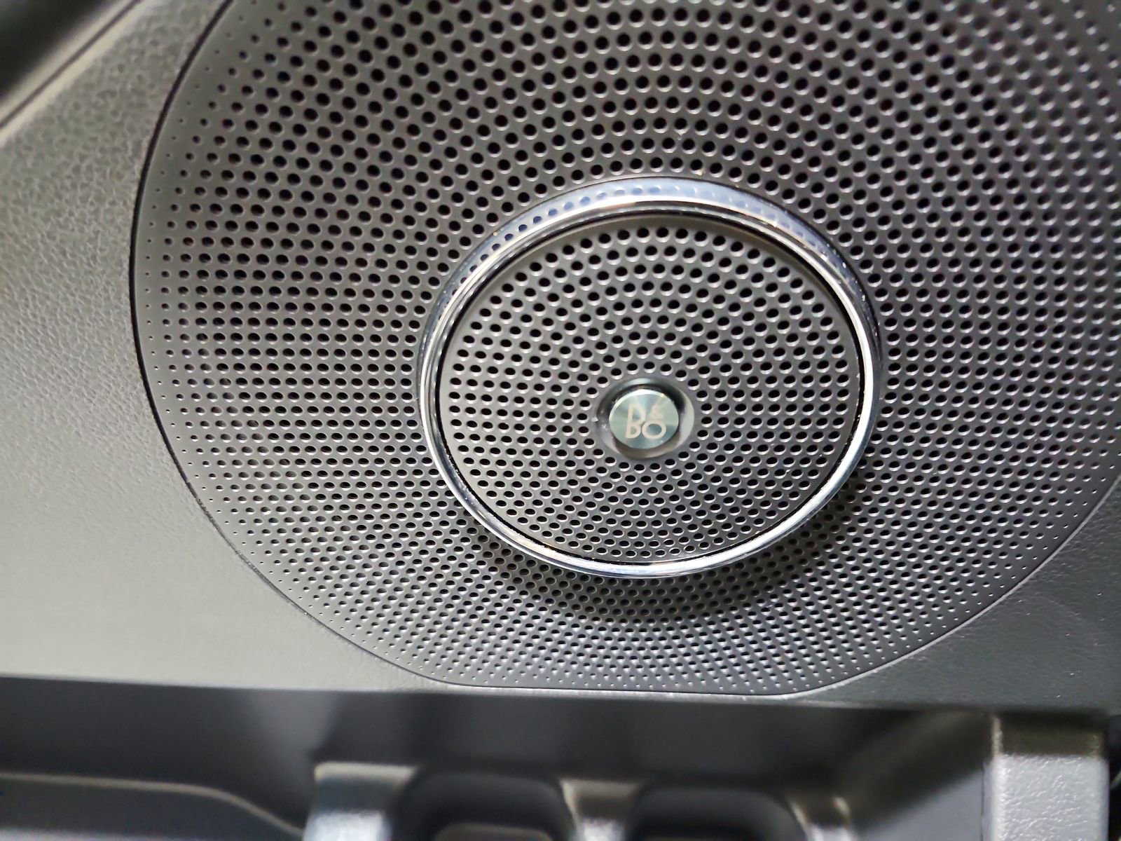 Used 2023 Ford Expedition Limited image 34