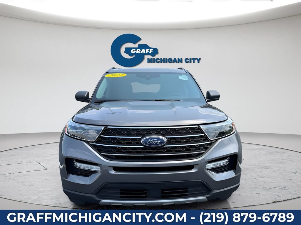 Used 2022 Ford Explorer XLT w/ Equipment Group 202A AWD/4WD image 8