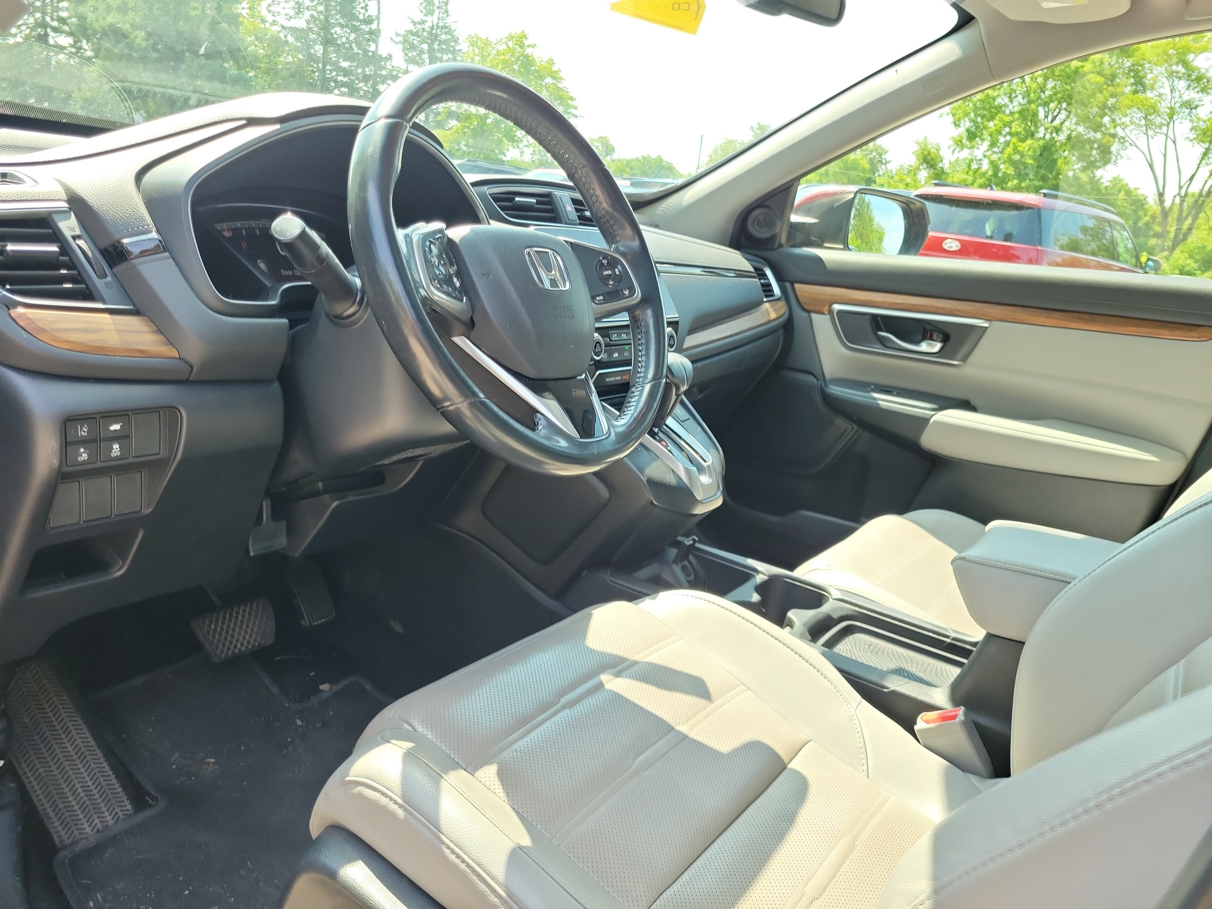 Used 2019 Honda CR-V Touring image 19