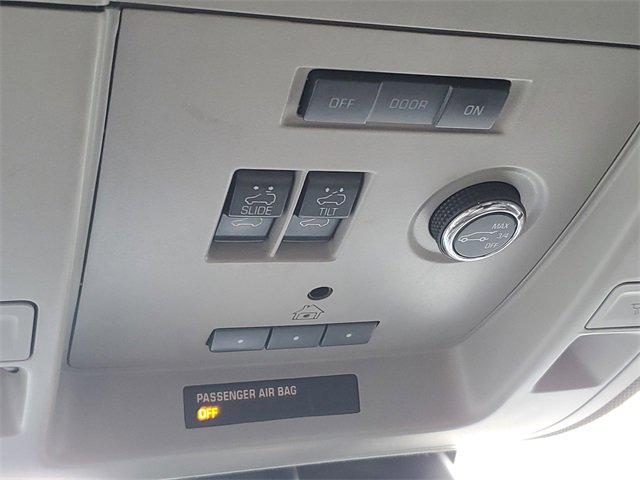 Used 2016 GMC Yukon Denali w/ Open Road Package image 21