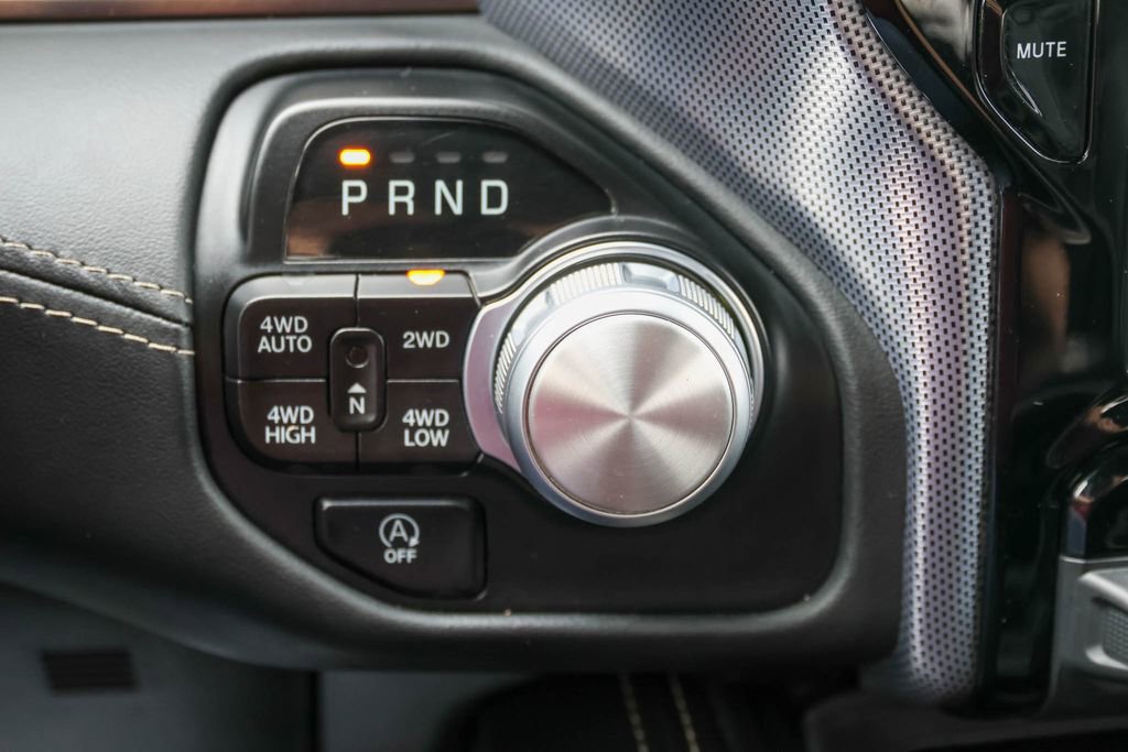 Used 2020 RAM 1500 Limited image 30