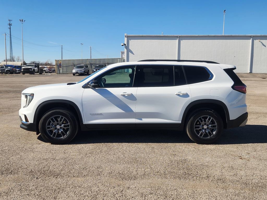 Used 2025 GMC Acadia Elevation image 4