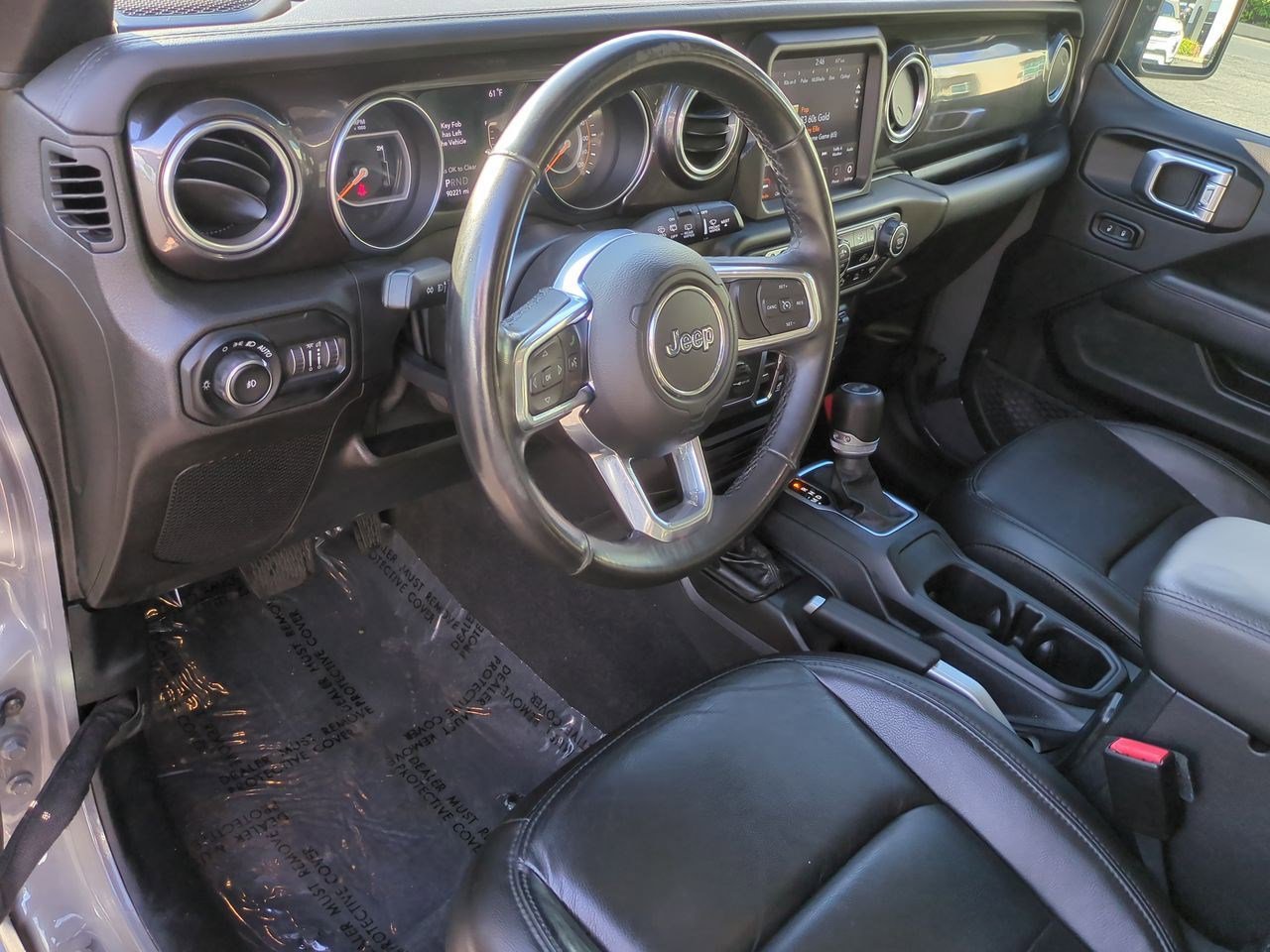 Used 2021 Jeep Wrangler Unlimited Sahara image 9