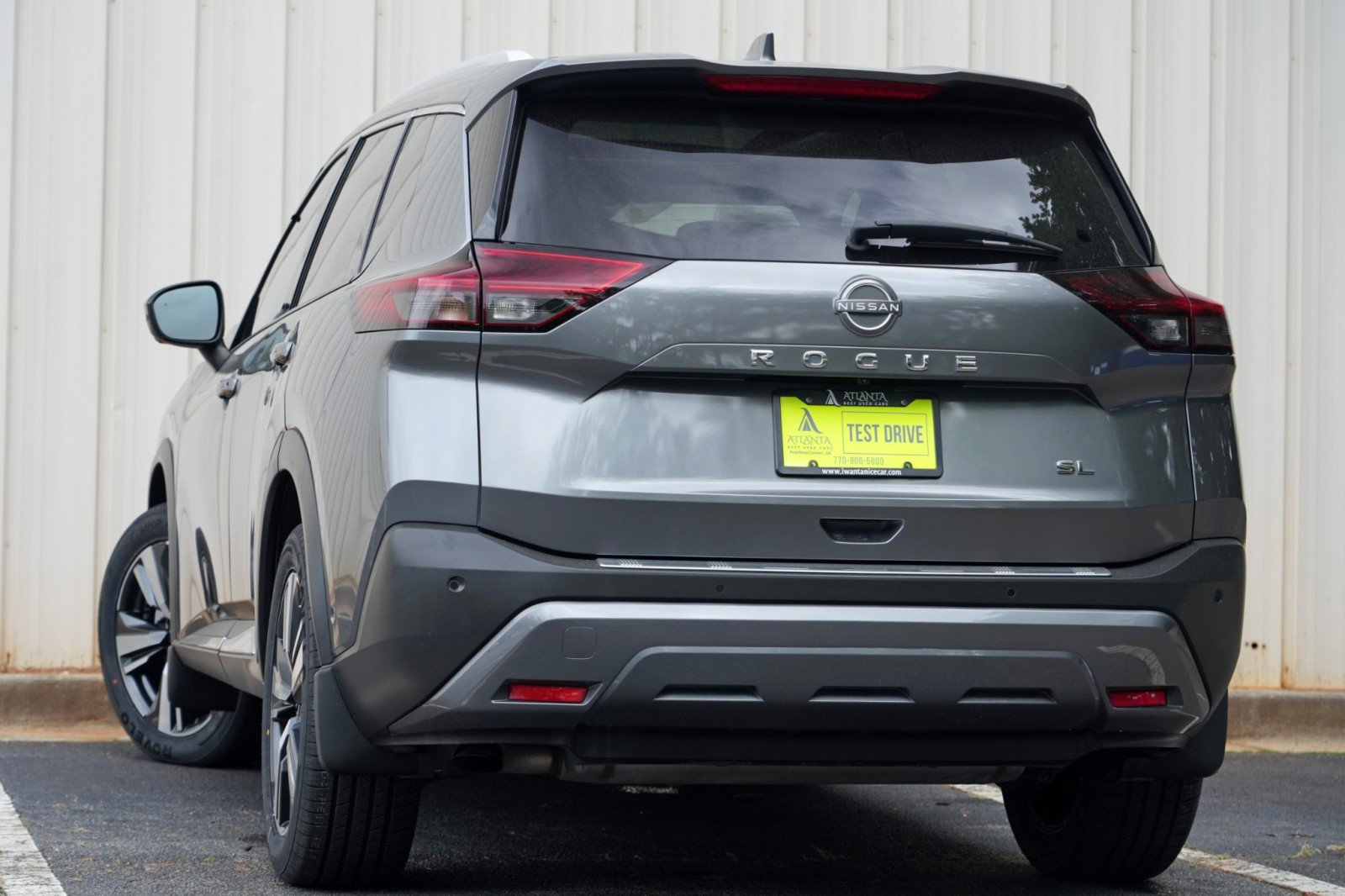 Used 2022 Nissan Rogue SL w/ SL Premium Package FWD image 5