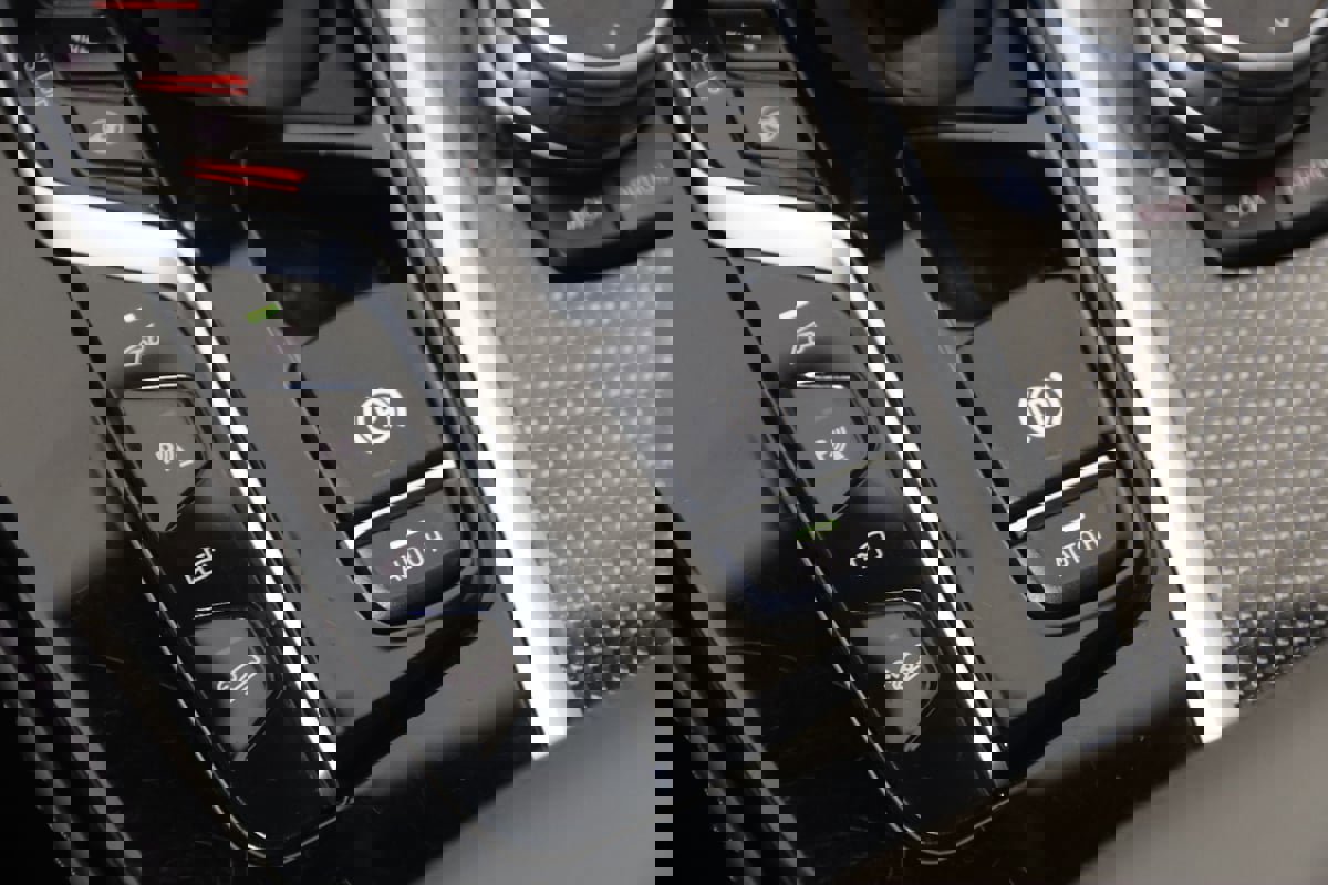 Used 2020 BMW X4 M w/ Executive Package image 38