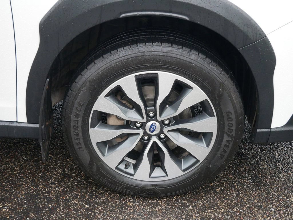 Used 2023 Subaru Outback Limited AWD/4WD image 8