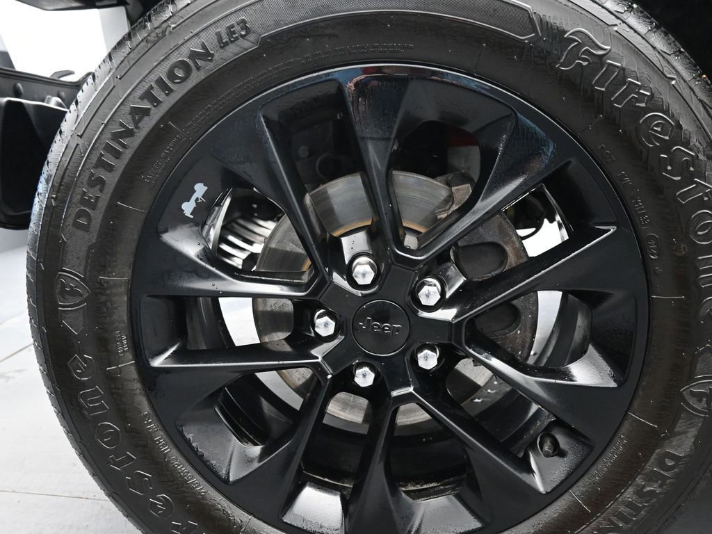 Used 2021 Jeep Wrangler Unlimited Sahara 4xe w/ Cold Weather Group image 14