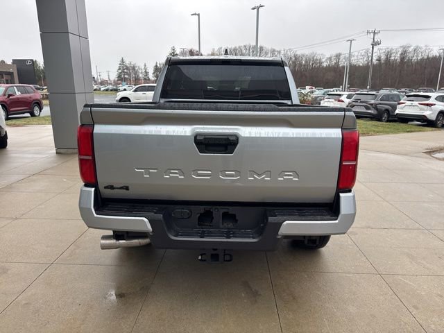 Used 2025 Toyota Tacoma TRD Sport AWD/4WD image 6