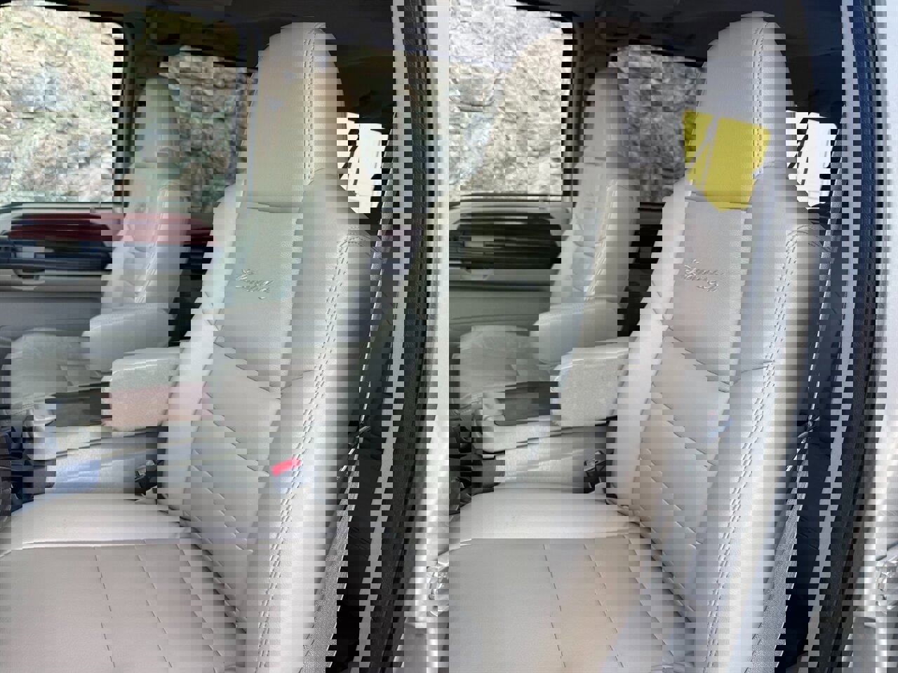 Used 2005 Ford Excursion Limited image 17