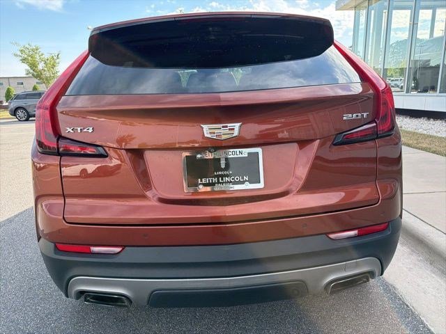 Used 2019 Cadillac XT4 Premium Luxury w/ Enhanced Visibility Package image 4