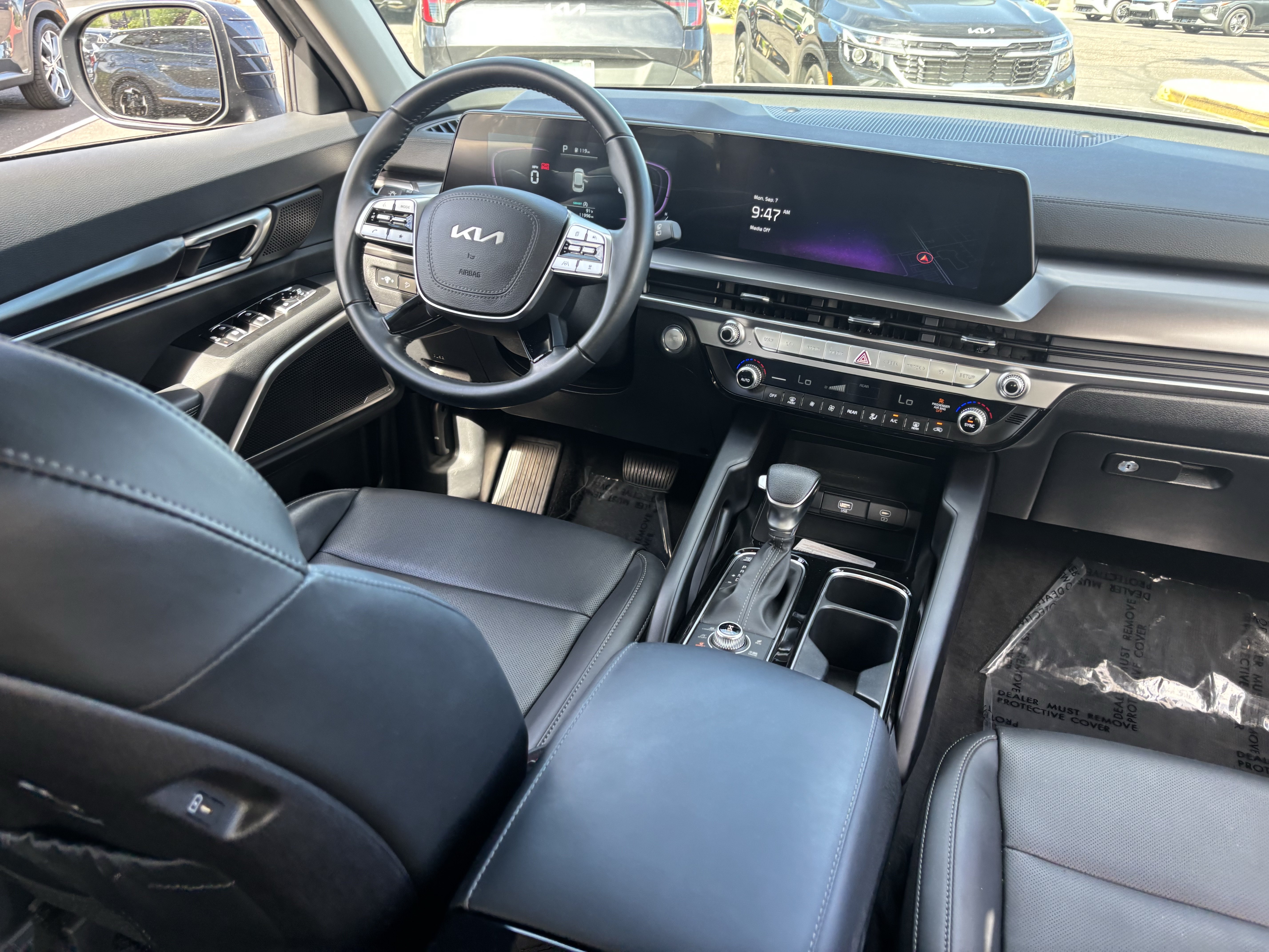 Certified 2024 Kia Telluride LX AWD/4WD image 12