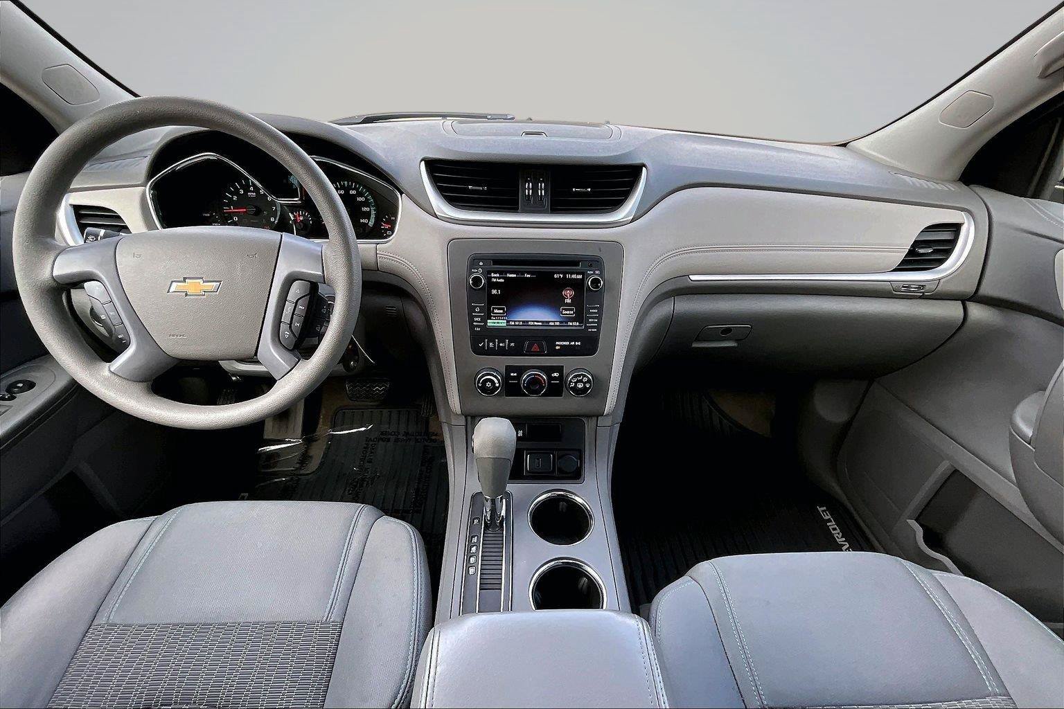 Used 2017 Chevrolet Traverse LS AWD/4WD image 17