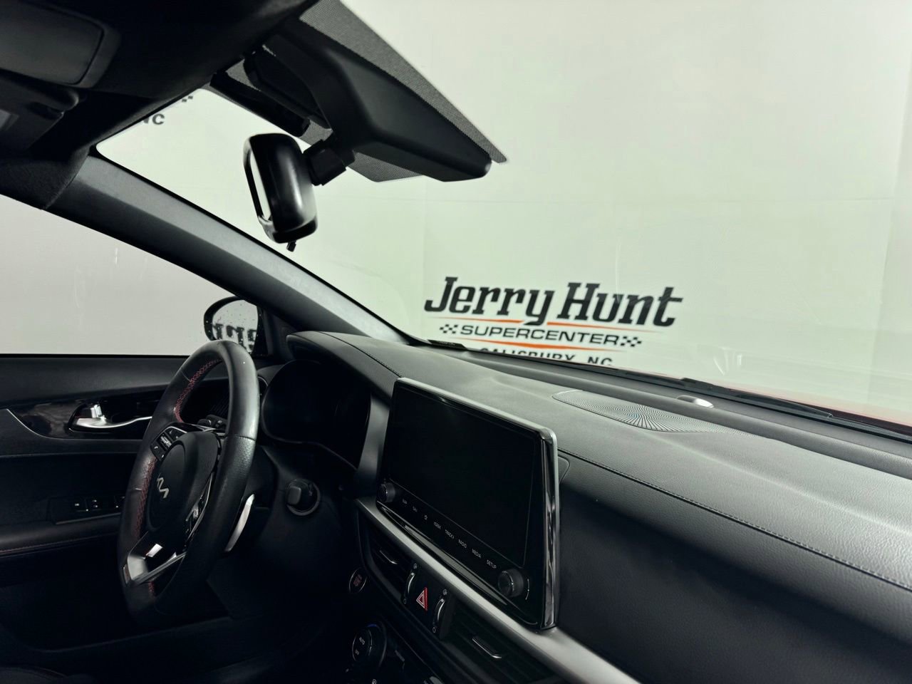 Used 2024 Kia Forte GT image 29