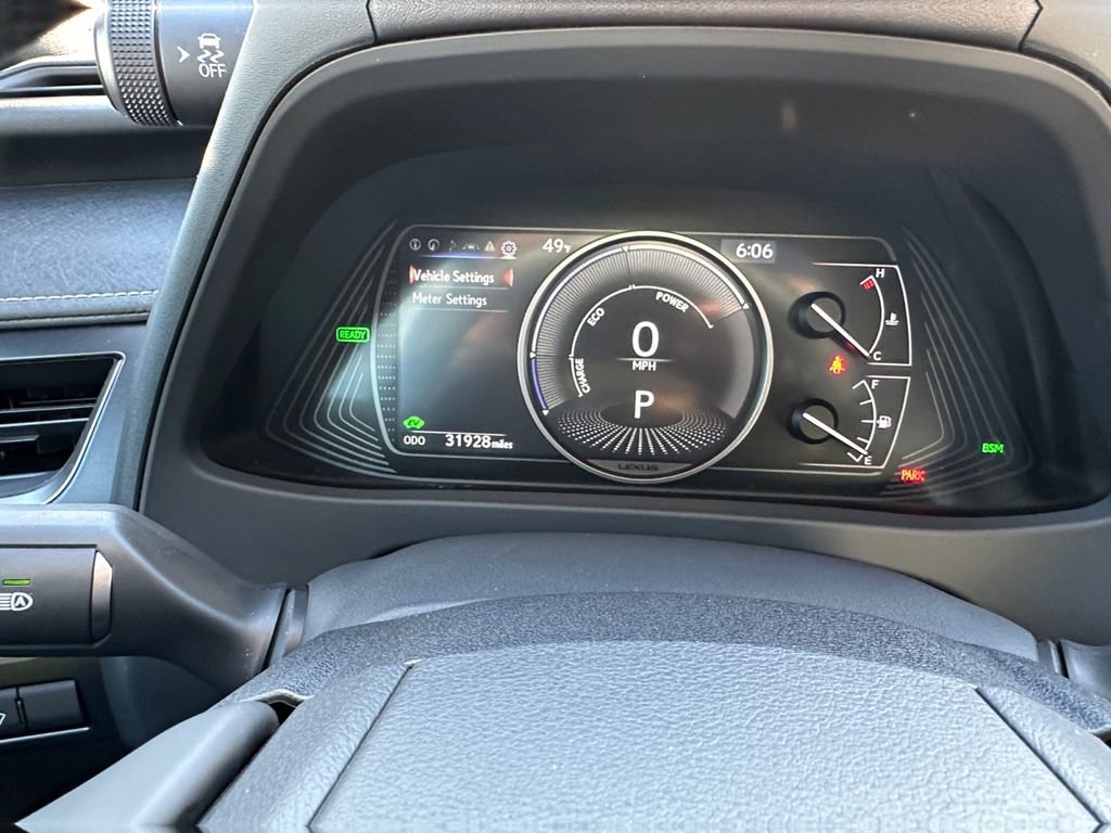 Used 2023 Lexus UX 250h FWD w/ Accessory Package (Z2) image 13