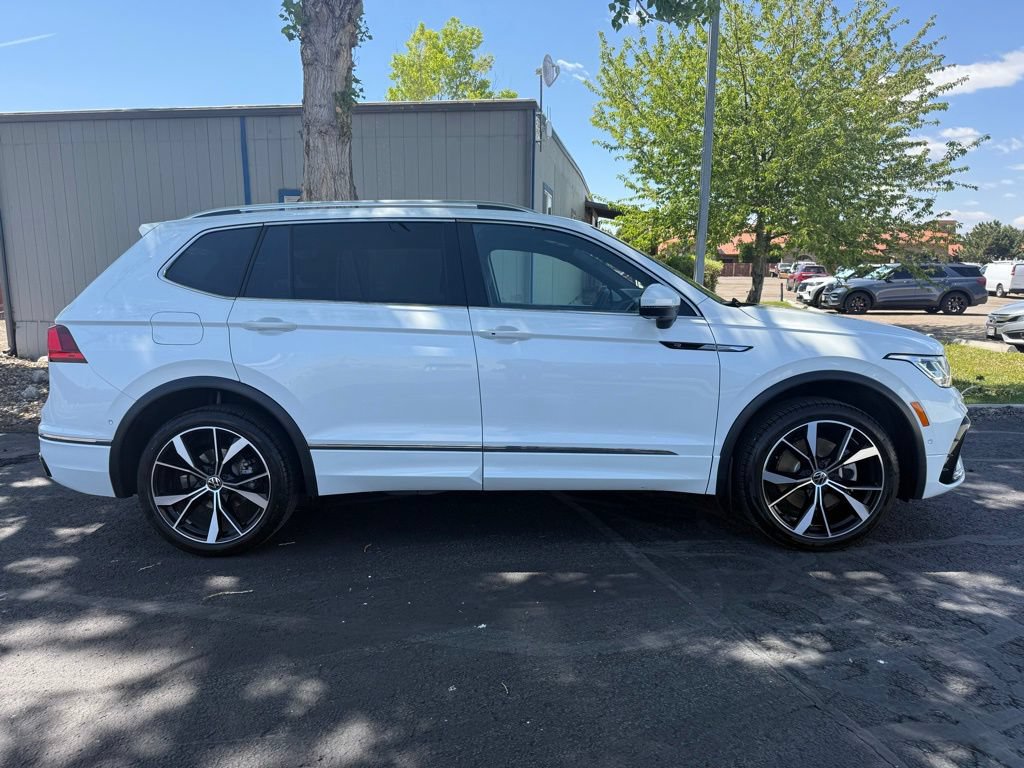 Used 2024 Volkswagen Tiguan SEL R-Line AWD/4WD image 20