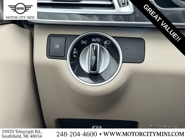 Used 2016 Mercedes-Benz E 350 4MATIC Sedan image 29