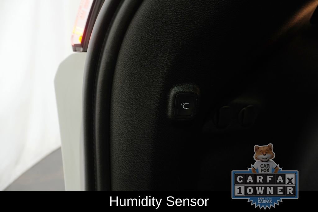 Used 2020 Jeep Cherokee Latitude Plus AWD/4WD image 9